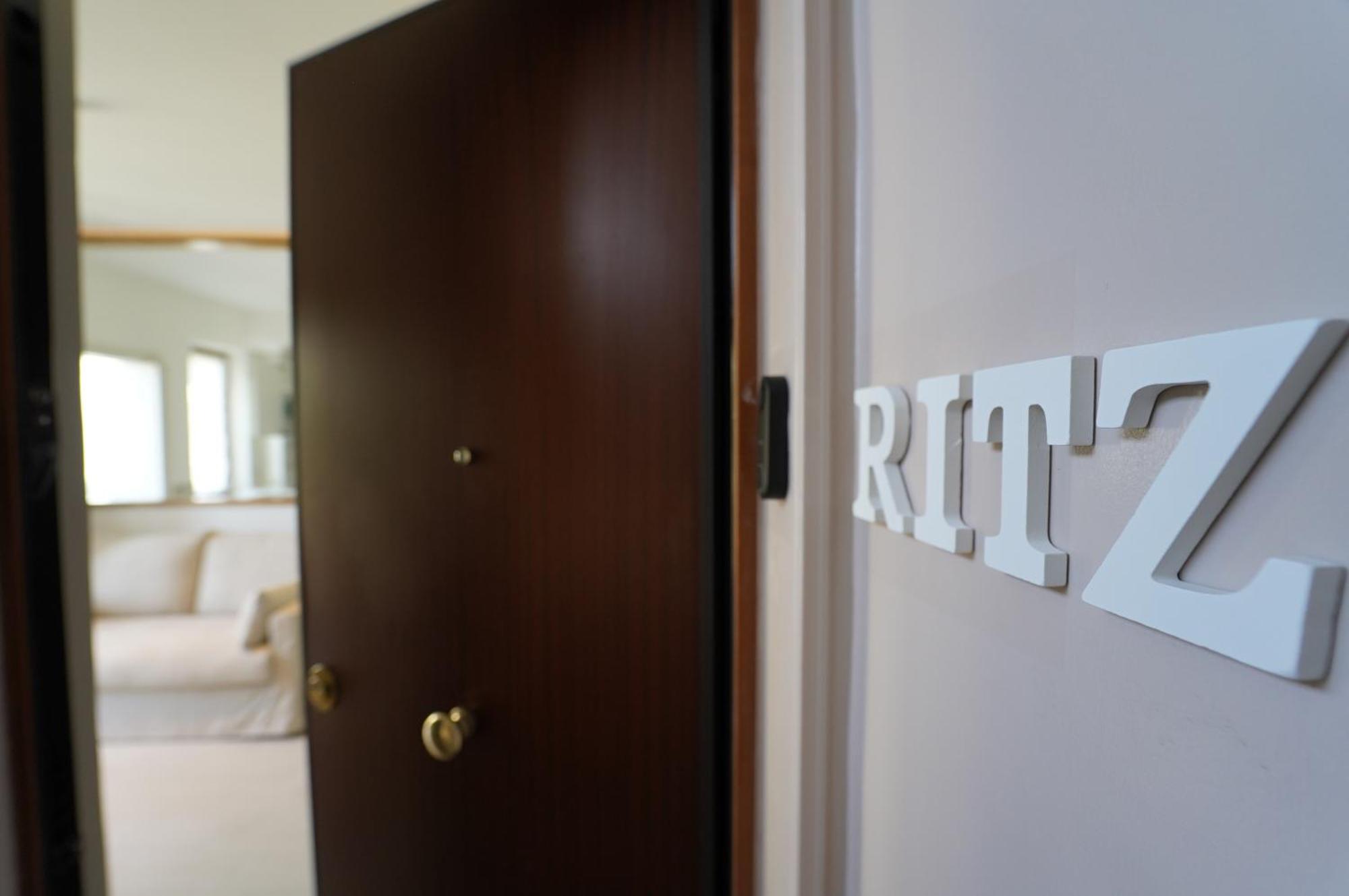 Appartamento Ritz Salerno Esterno foto
